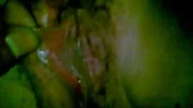母と息子はコントロールを失い、動物のよう ...
