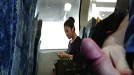 黒い太った男 無料 エロ 動画 女 向け