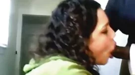 お金が必要なためColombiansも  ...