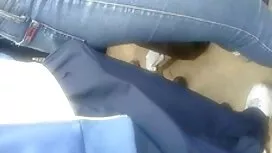 タイの小学校の女の子の学生と彼女のボーイ ...